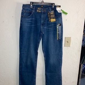 NWT- Boy medium wash denim Lee Denim Jeans- 18 husky